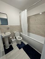 Cozy Burnley Retreat - 3 Beds