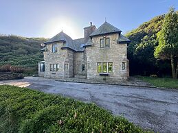 Cosy 4-bed Cottage - Scenic Retreat, Aga & Wifi