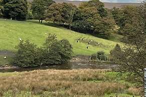 Cosy 4-bed Cottage - Scenic Retreat, Aga & Wifi