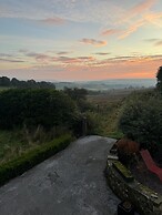 Cosy 4-bed Cottage - Scenic Retreat, Aga & Wifi