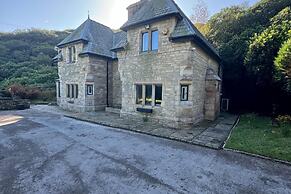 Cosy 4-bed Cottage - Scenic Retreat, Aga & Wifi