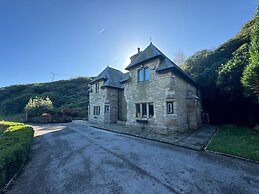 Cosy 4-bed Cottage - Scenic Retreat, Aga & Wifi