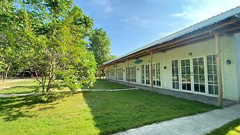 Elhoppo Pasir putih resort & resto