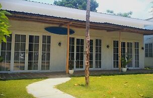 Elhoppo Pasir putih resort & resto