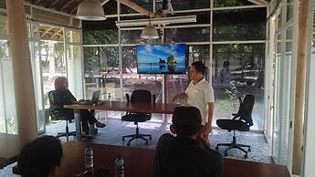 Elhoppo Pasir putih resort & resto