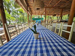 Elhoppo Pasir putih resort & resto