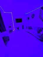 Gillingham - 3 Beds - Sleeps 6 - Garden - Wifi