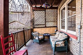 Duplex near the beach! 3 bedrooms in Andersonville by AllSet Turnover