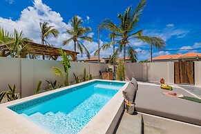Newly Renovated Amazing Location Private Pool