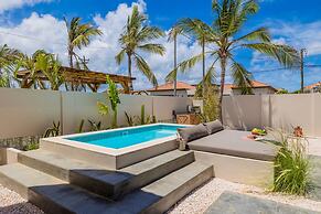Newly Renovated Amazing Location Private Pool