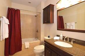 Bright 2BR Apt w/ Private Entrance & Laundry by AllSet Turnover