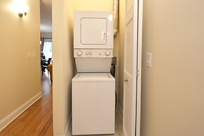 Bright 2BR Apt w/ Private Entrance & Laundry by AllSet Turnover