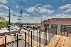 3 BR 3 BTH - UIC, Med Dist & Down Town + Garage by AllSet Turnover