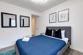 3 Beds, 2BA Condo NearDowntown & Park by AllSet Turnover