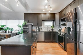 Division St Designer Home in Heart of Wicker Park by AllSet Turnover