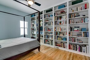 Division St Designer Home in Heart of Wicker Park by AllSet Turnover