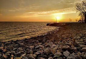 Modern Lakefront Retreat with Breathtaking Views! by AllSet Turnover