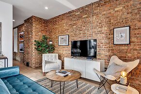 Modern Lakefront Retreat with Breathtaking Views! by AllSet Turnover