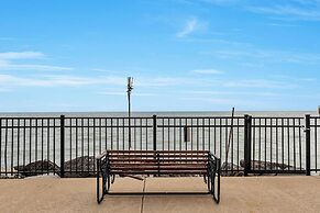 Modern Lakefront Retreat with Breathtaking Views! by AllSet Turnover