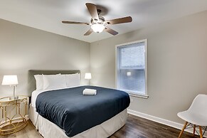 3 br/2 ba w/ Building Laundry by IL Med District by AllSet Turnover