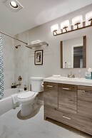 Great 6 BR/4 BA house for larger groups up to 12 by AllSet Turnover