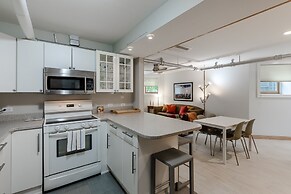 Spacious & Clean Ukrainian Village 2 Bedroom! by AllSet Turnover