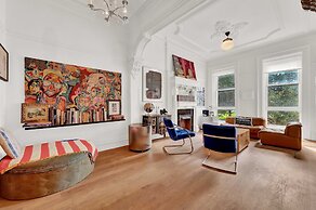 Artfully Designed Single Family Home West Loop by AllSet Turnover