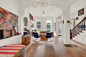 Artfully Designed Single Family Home West Loop by AllSet Turnover