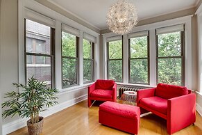 Comfortable Vintage North Side Retreat for 8 by AllSet Turnover