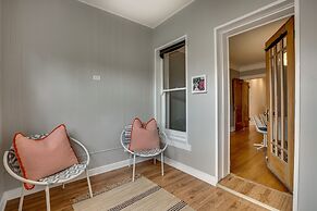 Comfortable Vintage North Side Retreat for 8 by AllSet Turnover