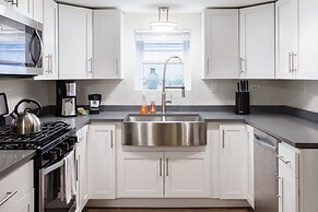 Chic, Modern Lincoln Square Condo with Open Layout by AllSet Turnover