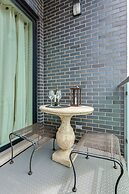 Designer 3BR with Balcony & Elevator on Clark! by AllSet Turnover