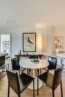 6 Bedrooms in Beautiful Sheridan Park! by AllSet Turnover