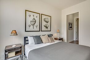 6 Bedrooms in Beautiful Sheridan Park! by AllSet Turnover