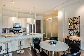 6 Bedrooms in Beautiful Sheridan Park! by AllSet Turnover