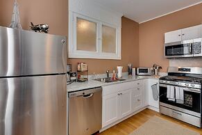 Warm & Comforting 4BR/2BA in Andersonville by AllSet Turnover