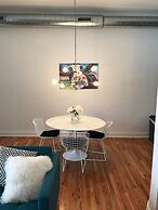 Chic Home! Walk to Nightlife-Comedy-Restaurants! by AllSet Turnover