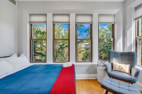 Stunning, Spacious, & Sun-soaked 2BR Uptown Condo by AllSet Turnover