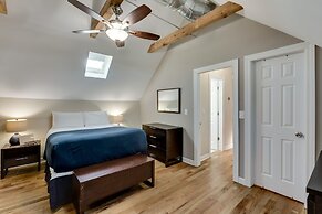 Bright & Lofty Bucktown 1BR by AllSet Turnover
