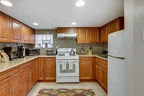 Charming 2 Bedroom Apartment in Logan Square by AllSet Turnover