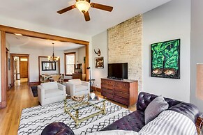 Logan Square Beauty with 2 Bedrooms w/Parking by AllSet Turnover