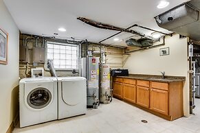 Renovated 3BR Duplex in Logan Square w/Parking by AllSet Turnover