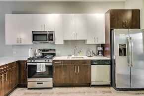 Sophisticated River West 2 Bedroom - Near the L by AllSet Turnover