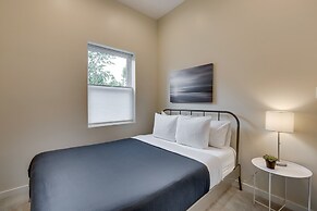 Expansive 5 Bed Home near Chicago's HOT West Loop by AllSet Turnover