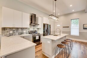 Expansive 5 Bed Home near Chicago's HOT West Loop by AllSet Turnover
