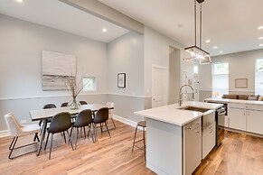 Expansive 5 Bed Home near Chicago's HOT West Loop by AllSet Turnover