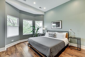 Expansive 5 Bed Home near Chicago's HOT West Loop by AllSet Turnover