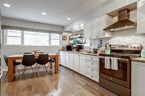 Charming & Bright Multilevel Townhome with Parking by AllSet Turnover