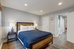 Charming & Bright Multilevel Townhome with Parking by AllSet Turnover