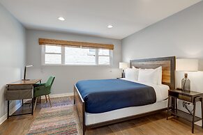 Charming & Bright Multilevel Townhome with Parking by AllSet Turnover